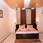 Oyo Rooms Near Jaipuria School
